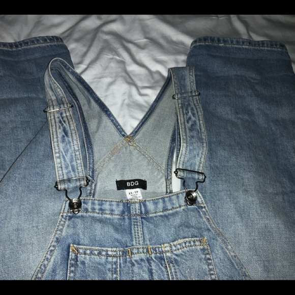 BDG Destroyed Overalls Size XS - Picture 5 of 7